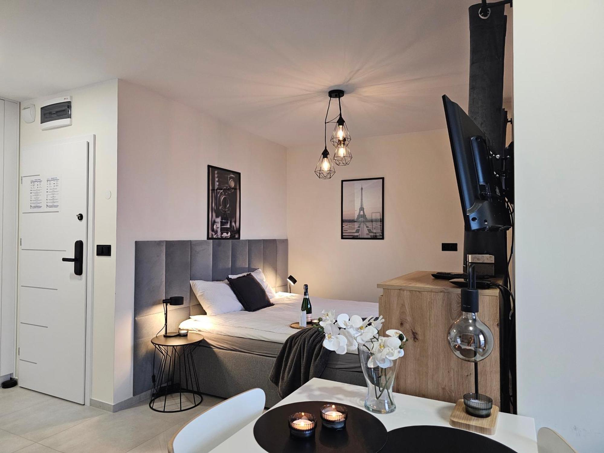Urban Apartments Premium Baildona 18B, Free Garage, Self Check-In Катовице Екстериор снимка
