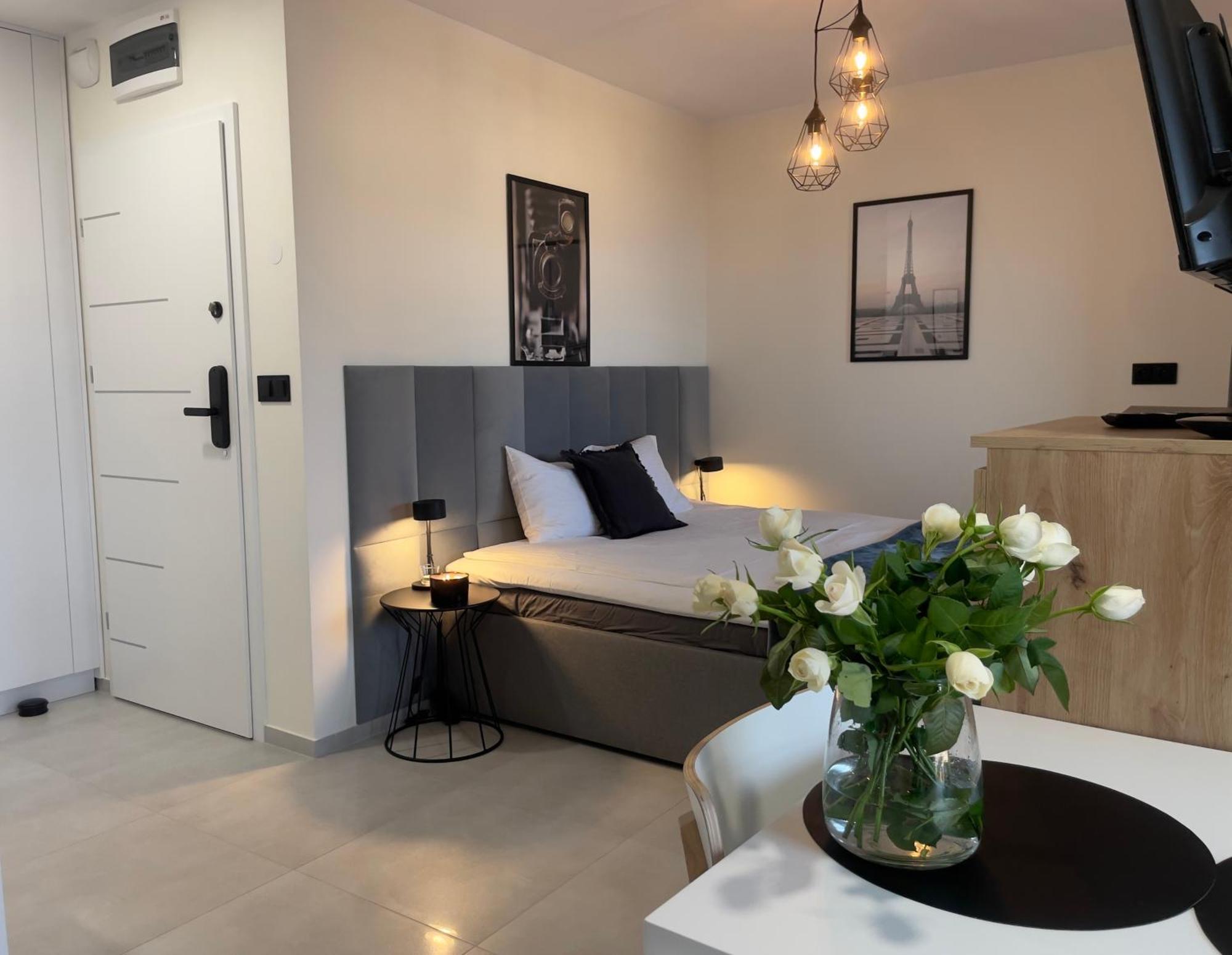 Urban Apartments Premium Baildona 18B, Free Garage, Self Check-In Катовице Екстериор снимка